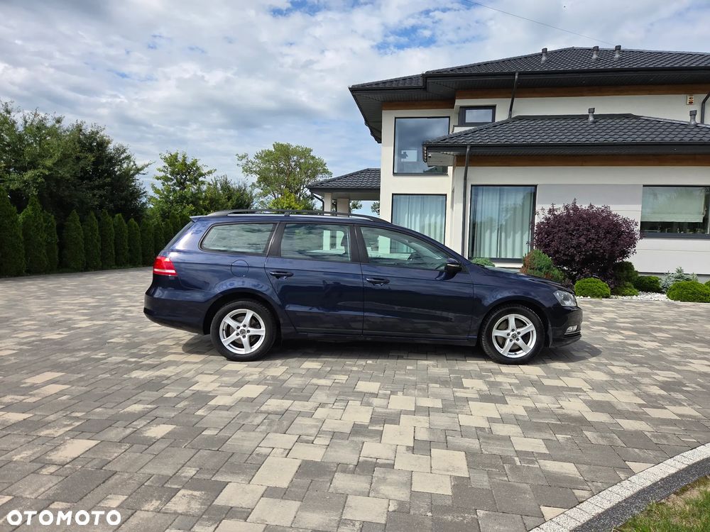 Volkswagen Passat 2.0 Blue TDI SCR Comfortline - 17
