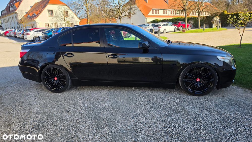 BMW Seria 5 - 35