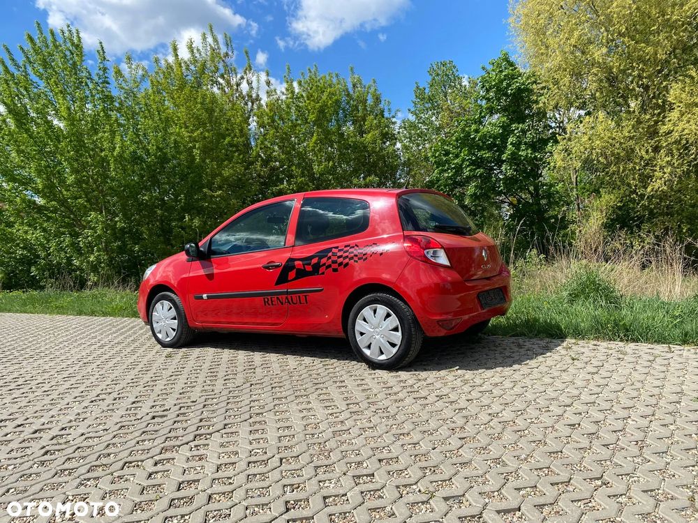 Renault Clio - 3