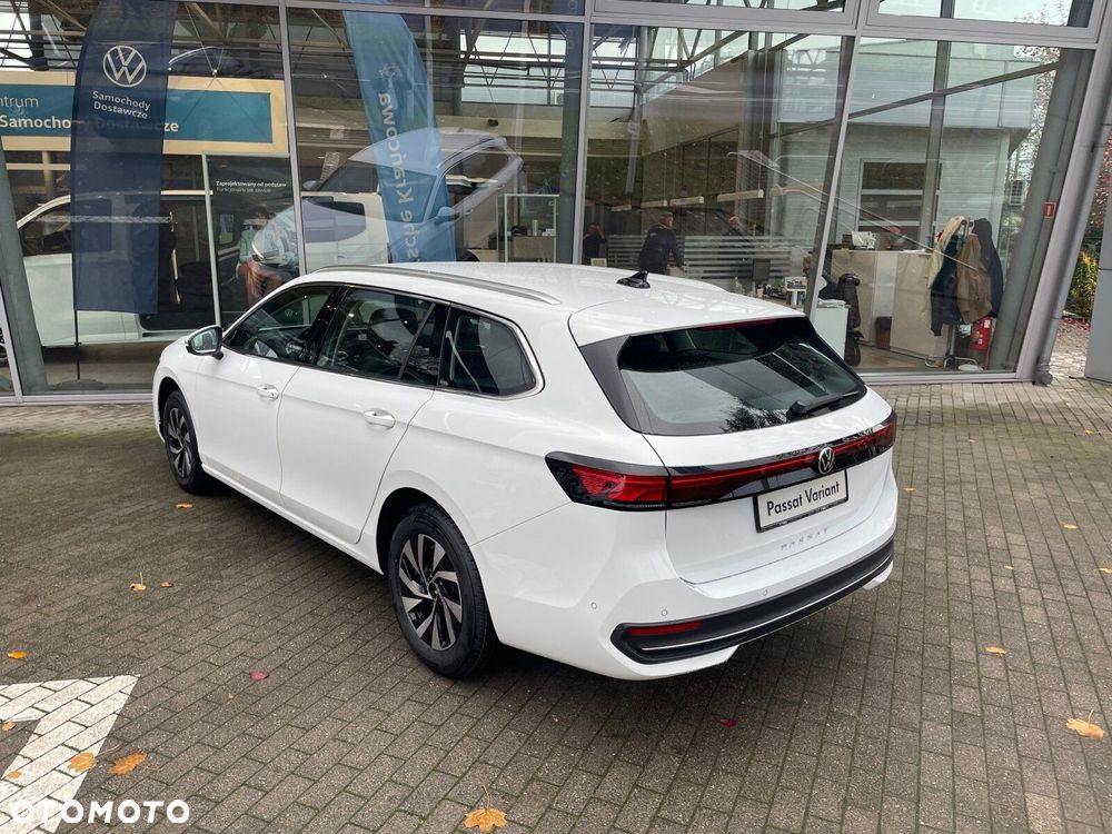 Volkswagen Passat 2.0 TDI EVO Business DSG - 6