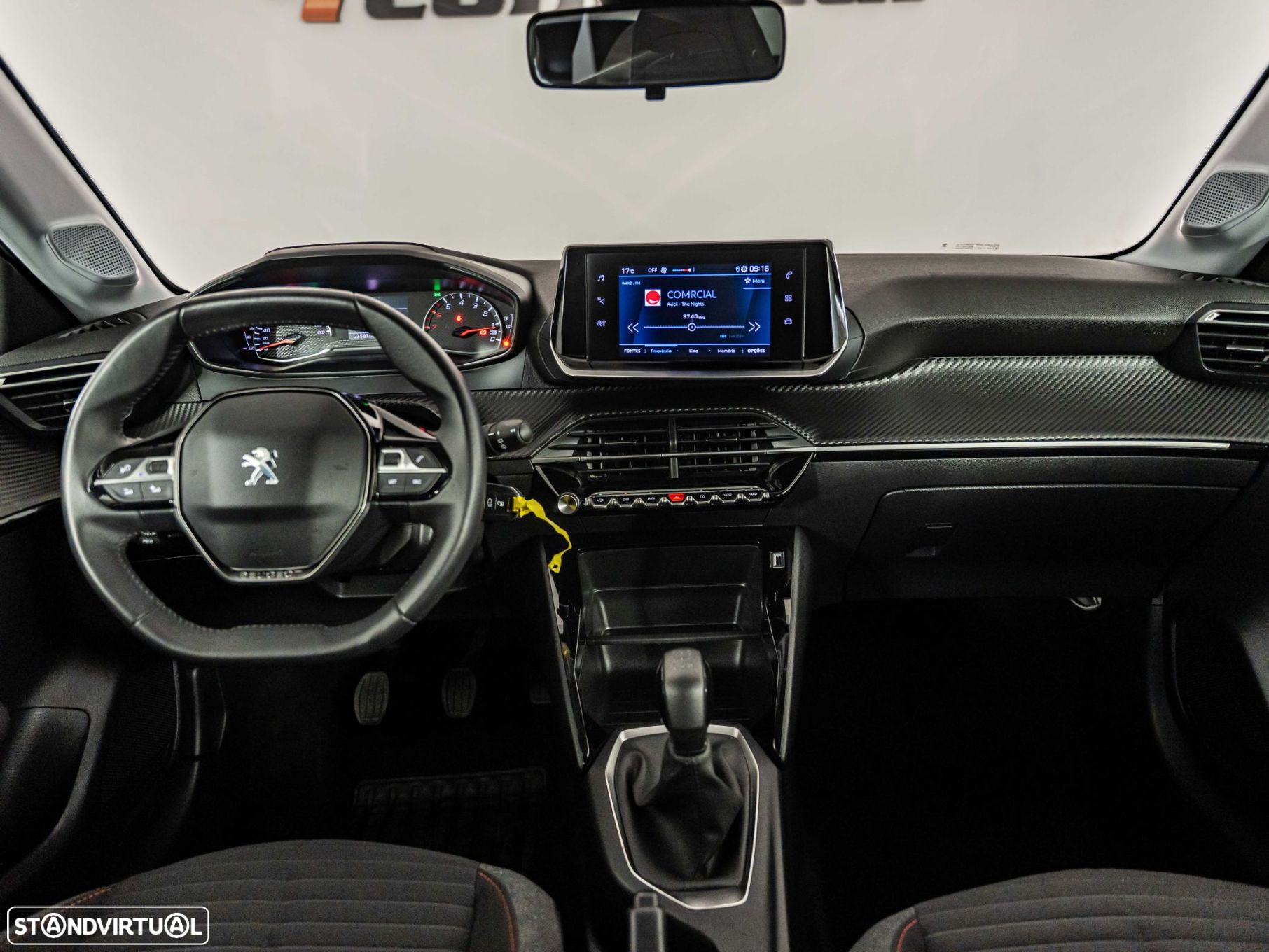 Peugeot 208 1.2 PureTech Active Pack - 18
