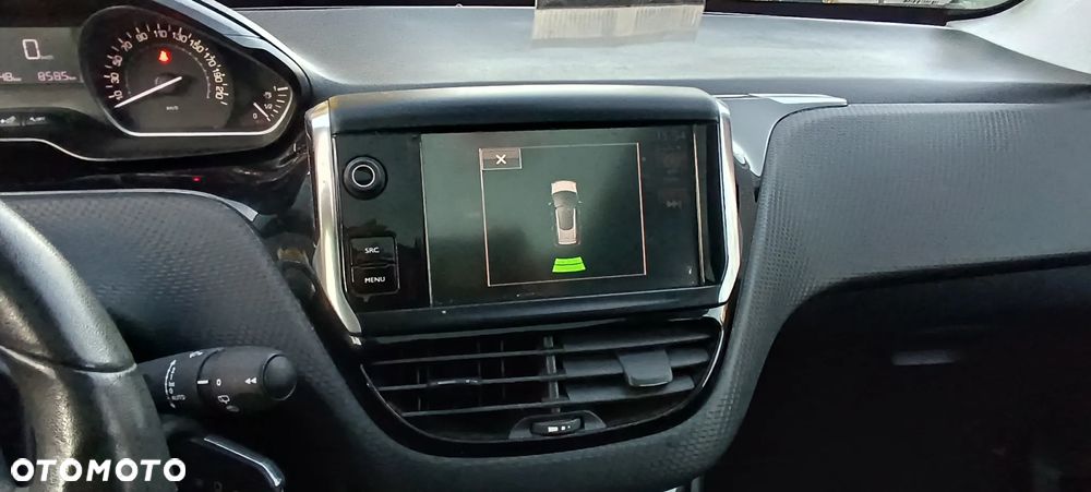 Peugeot 2008 1.2 Pure Tech Allure S&S - 27