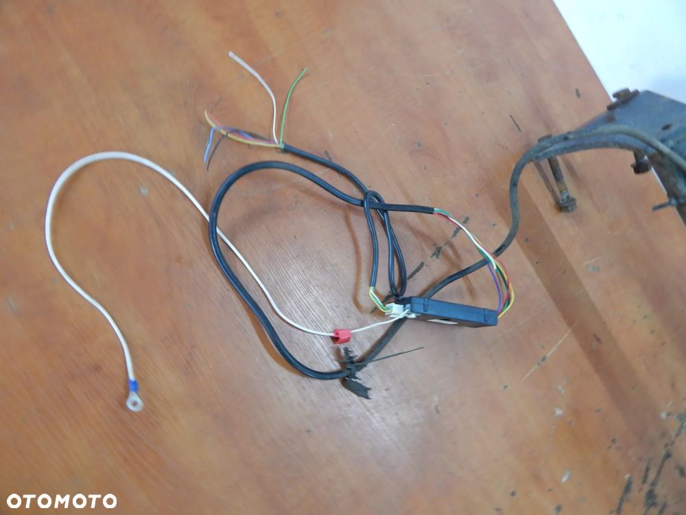 Hak zaczep holowniczy Jeep Compass I Lift 11-16 LED Łuków części - 3