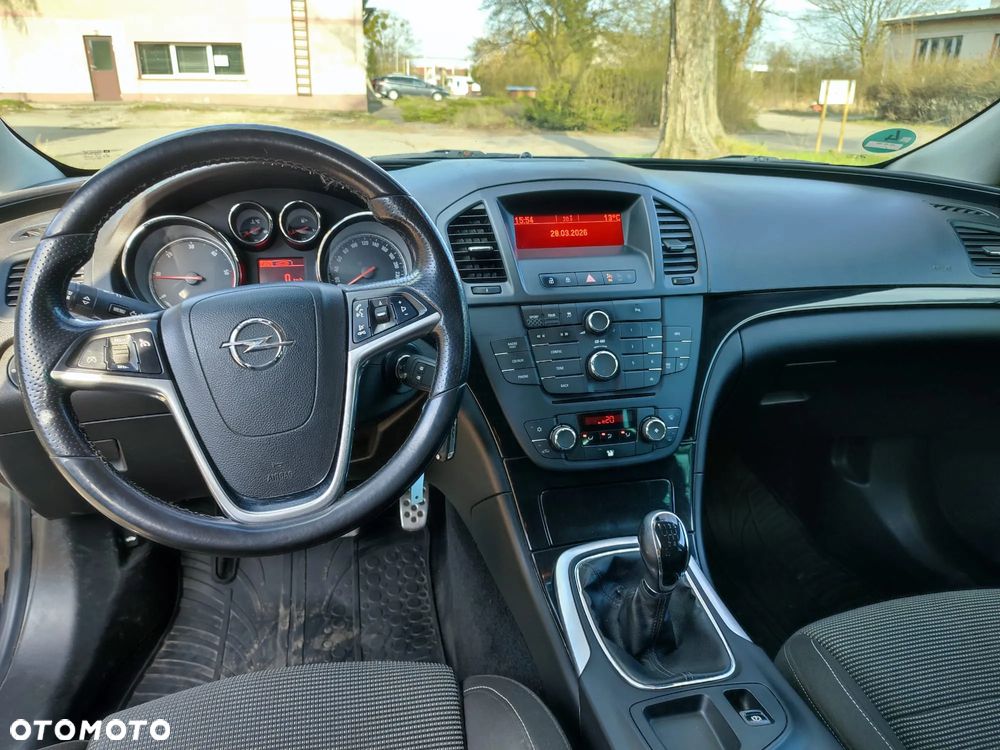 Opel Insignia 2.0 CDTI - 6