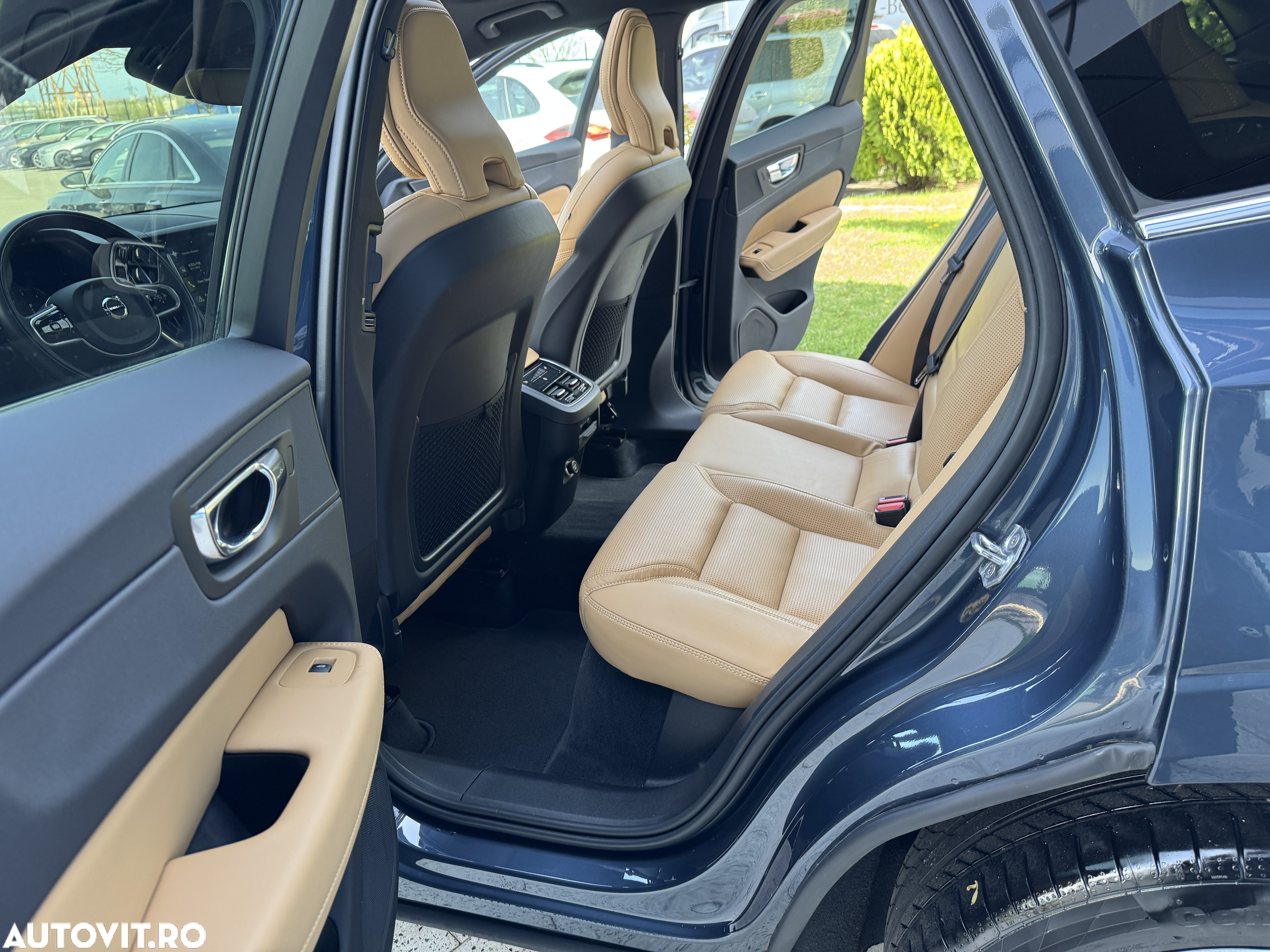 Volvo XC 60 B4 D AWD Geartronic Inscription - 17