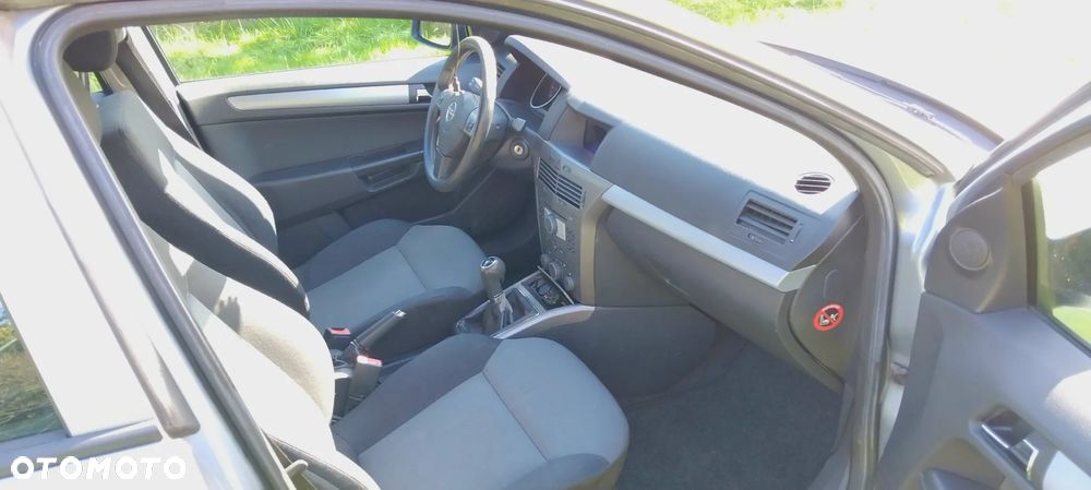 Opel Astra - 18