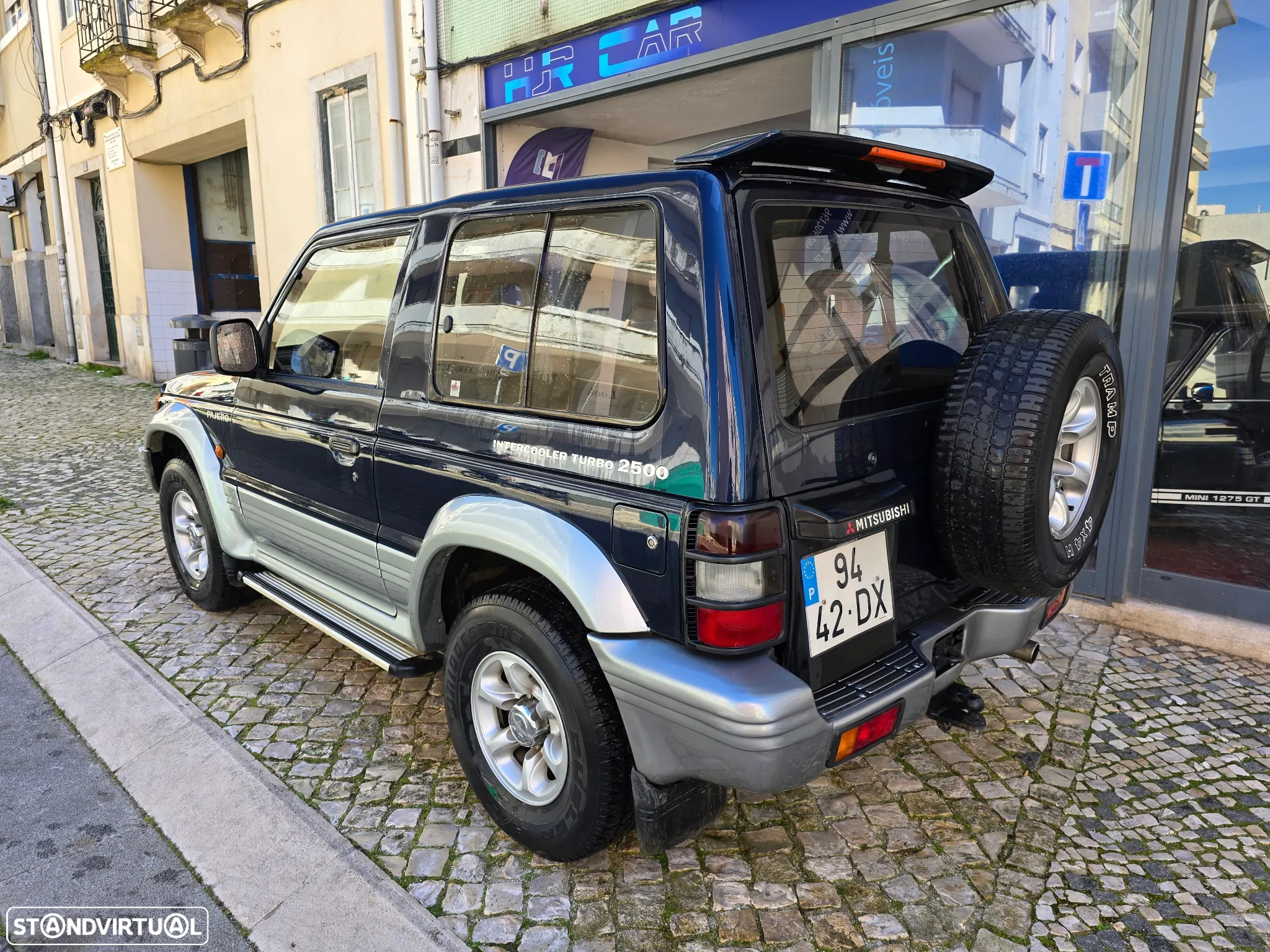 Mitsubishi Pajero 2.5 TDi GLS - 3