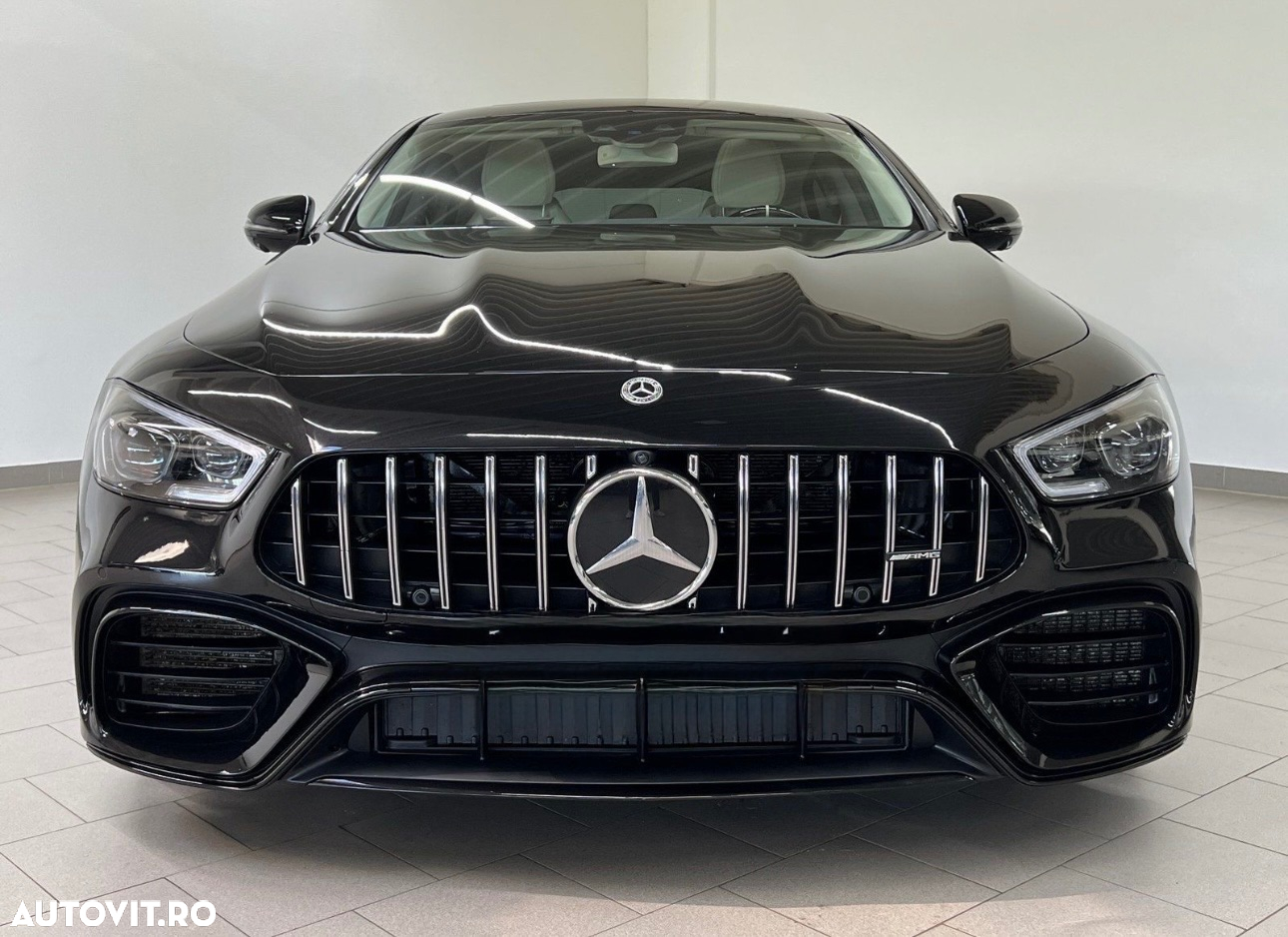 Mercedes-Benz AMG GT - 3
