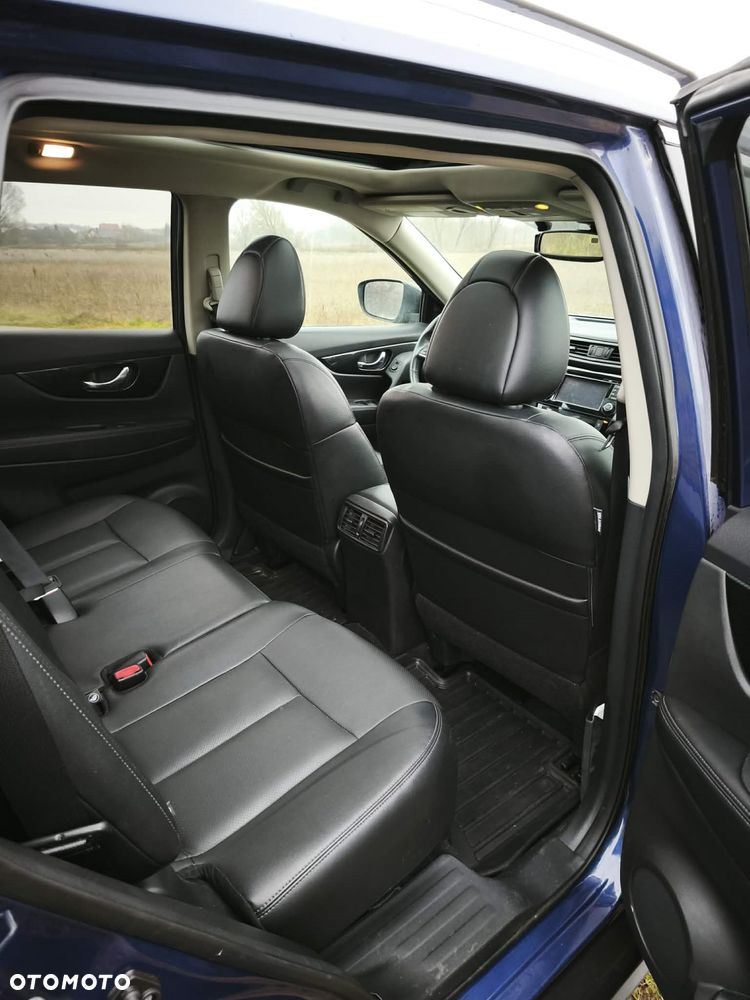 Nissan Rogue - 10