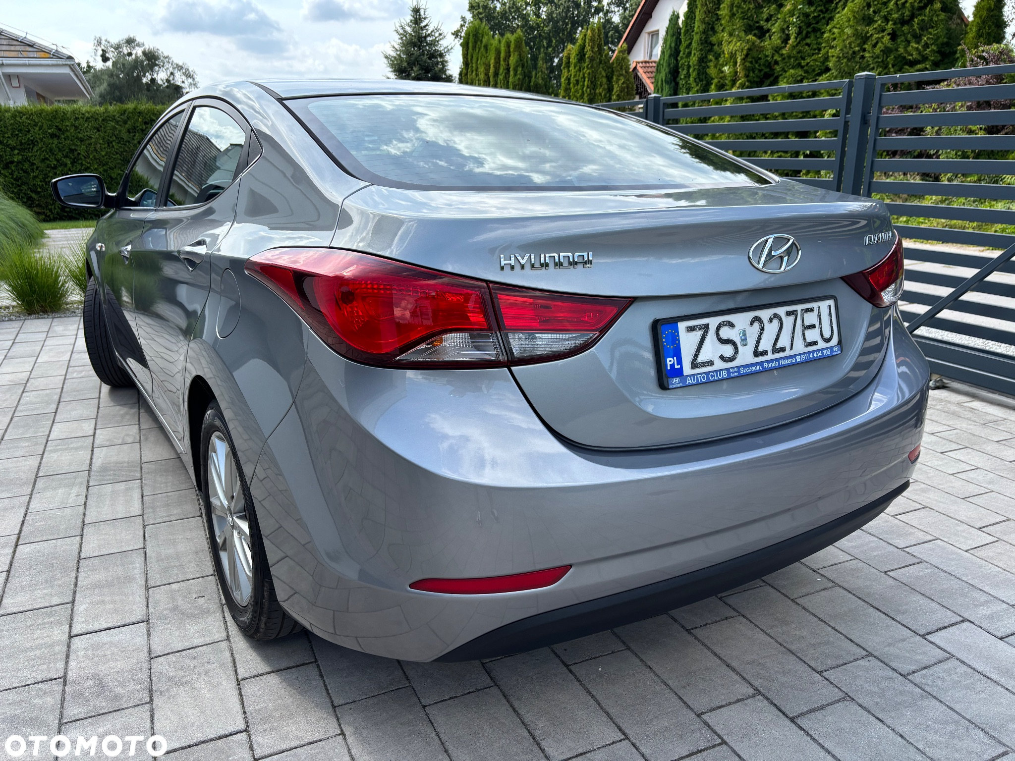 Hyundai Elantra 1.6 Comfort - 7