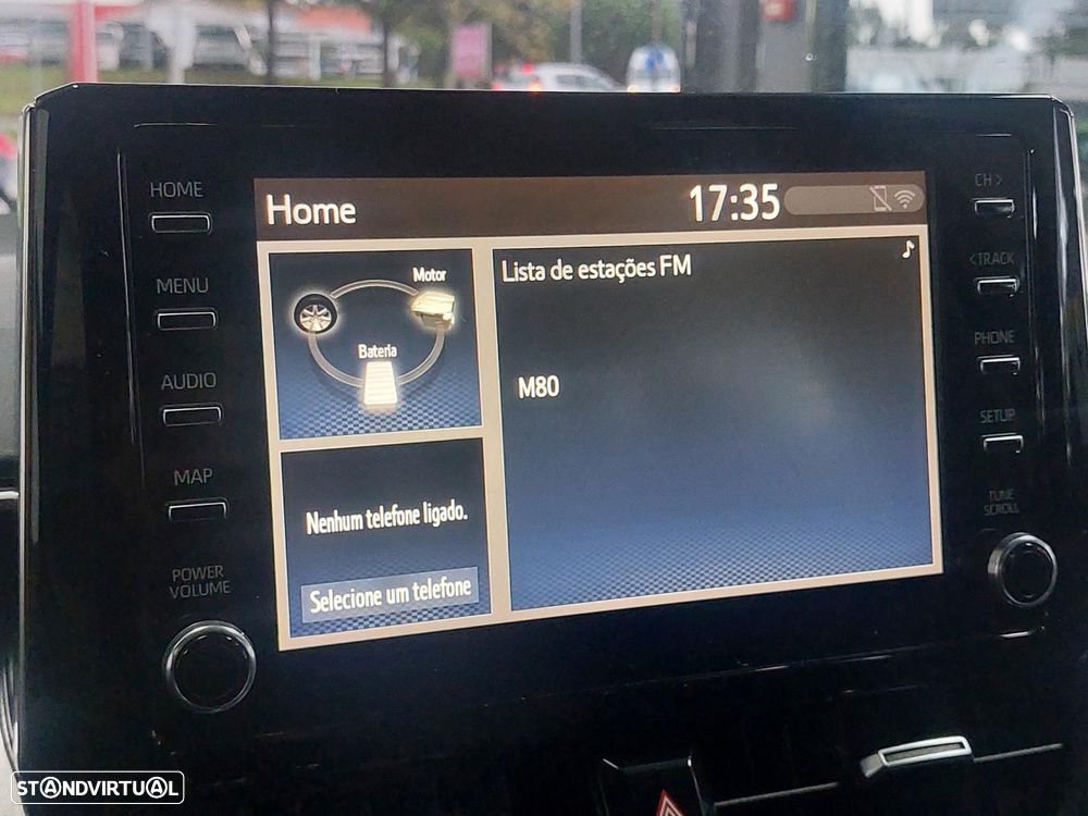 Toyota Corolla 1.8 Hybrid Comfort - 28