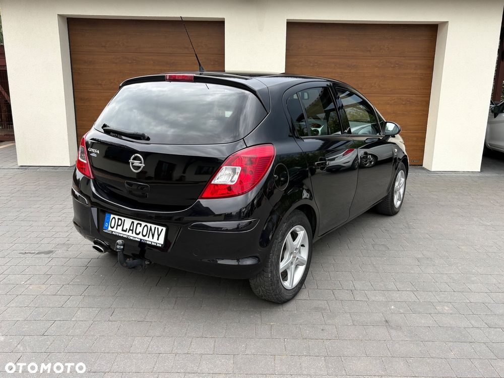 Opel Corsa 1.4 16V Satellite - 4
