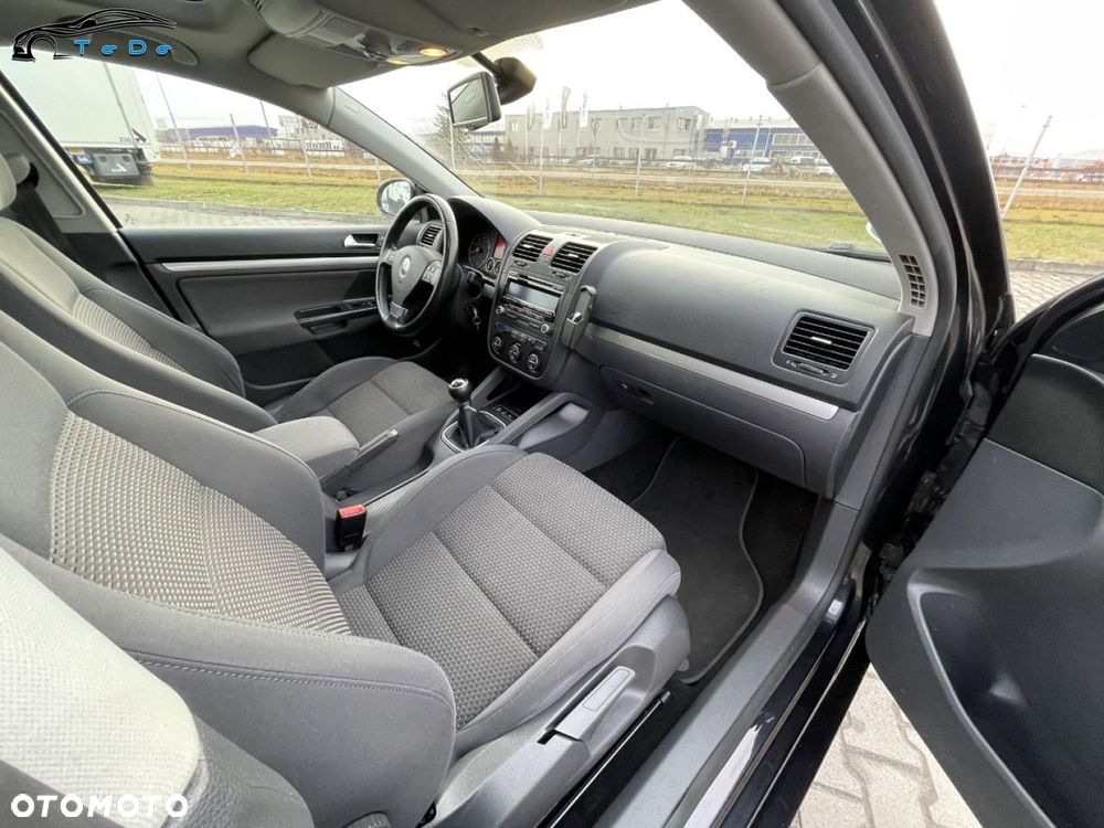 Volkswagen Golf 1.4 TSI Highline - 26