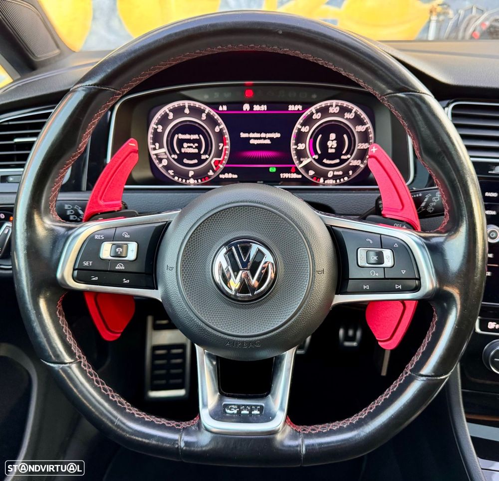 VW Golf GTI Performance BlueMotion DSG - 14