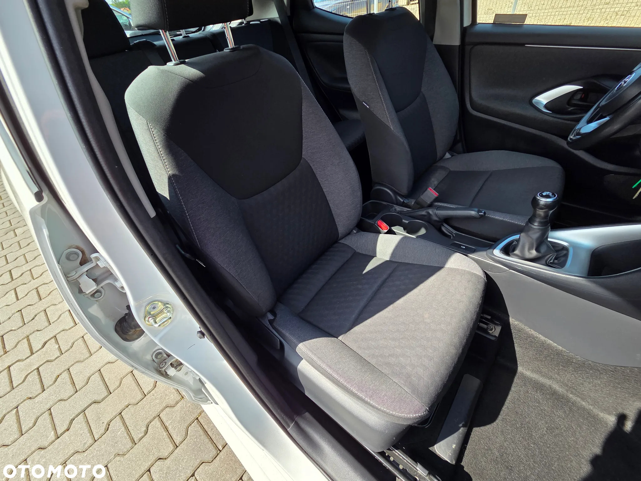 Toyota Yaris 1.0 Comfort - 29