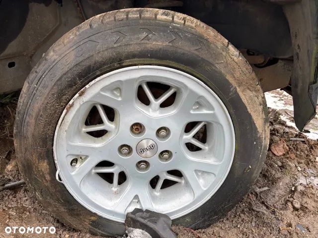 KOŁA ALUFELGI Z OPONAMI JEEP 205/65 R 16C - 1
