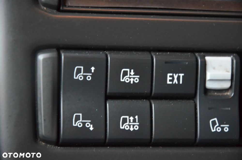 Scania R 580 / V8 / 4 PODUSZKI / KLIMA P. / NAVI /FULL LED / ACC / 7436 - 36