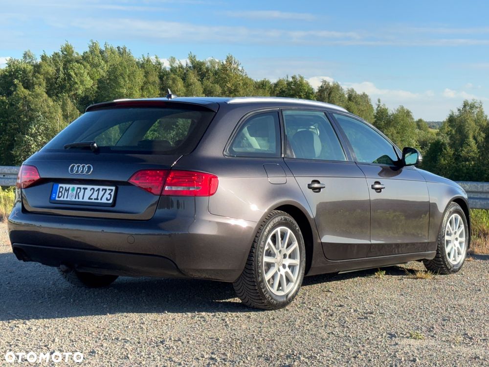 Audi A4 Avant 2.0 TDI Limited Edition - 13