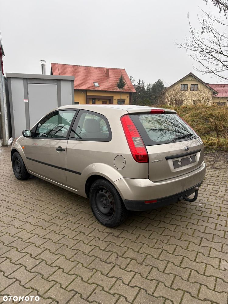 Ford Fiesta 1.4 - 5