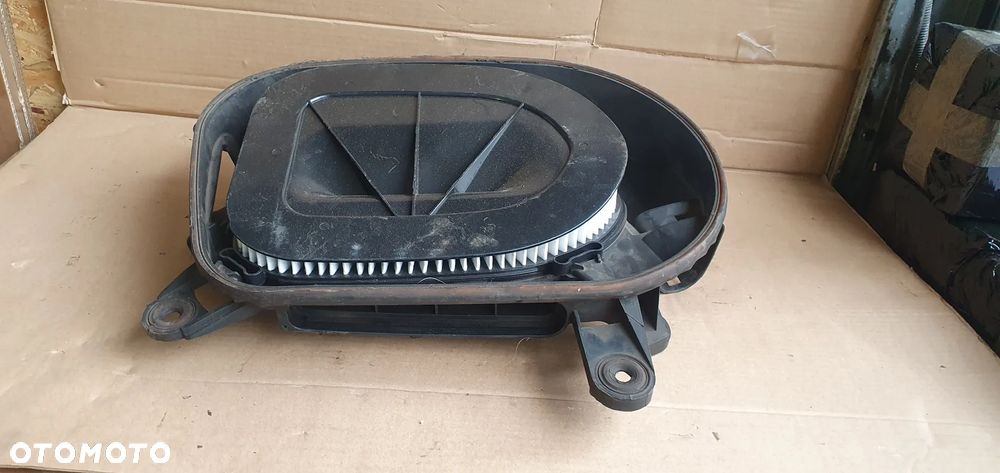 Obudowa filtra powietrza BMW X5 E70 3.0D 7812061 - 2