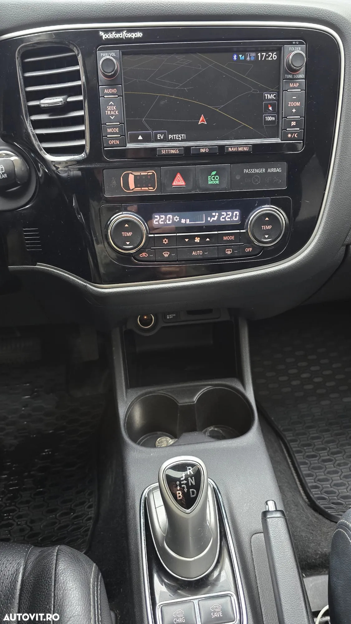 Mitsubishi Outlander 2.0 4WD Plug-In Hybrid Top - 15