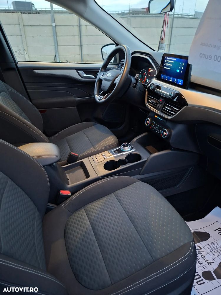 Ford Kuga - 19