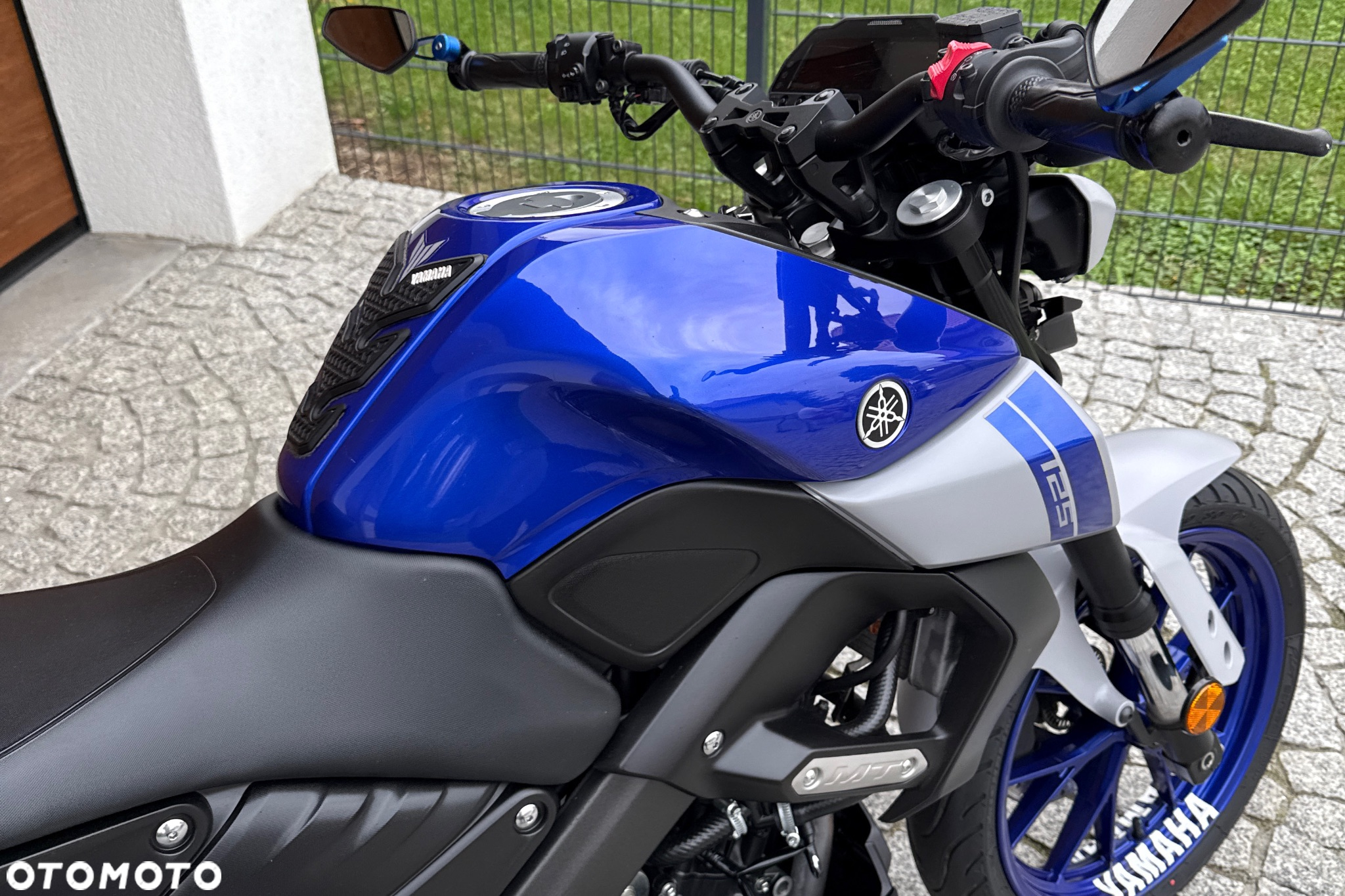 Yamaha MT - 7