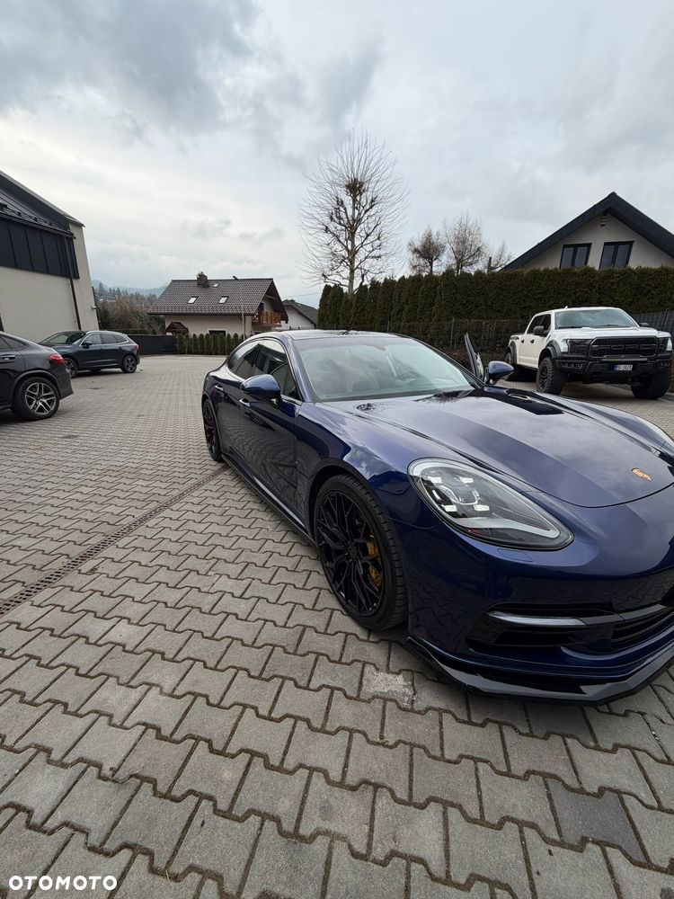 Porsche Panamera 4S - 2