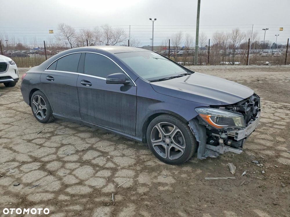 Mercedes-Benz CLA - 4