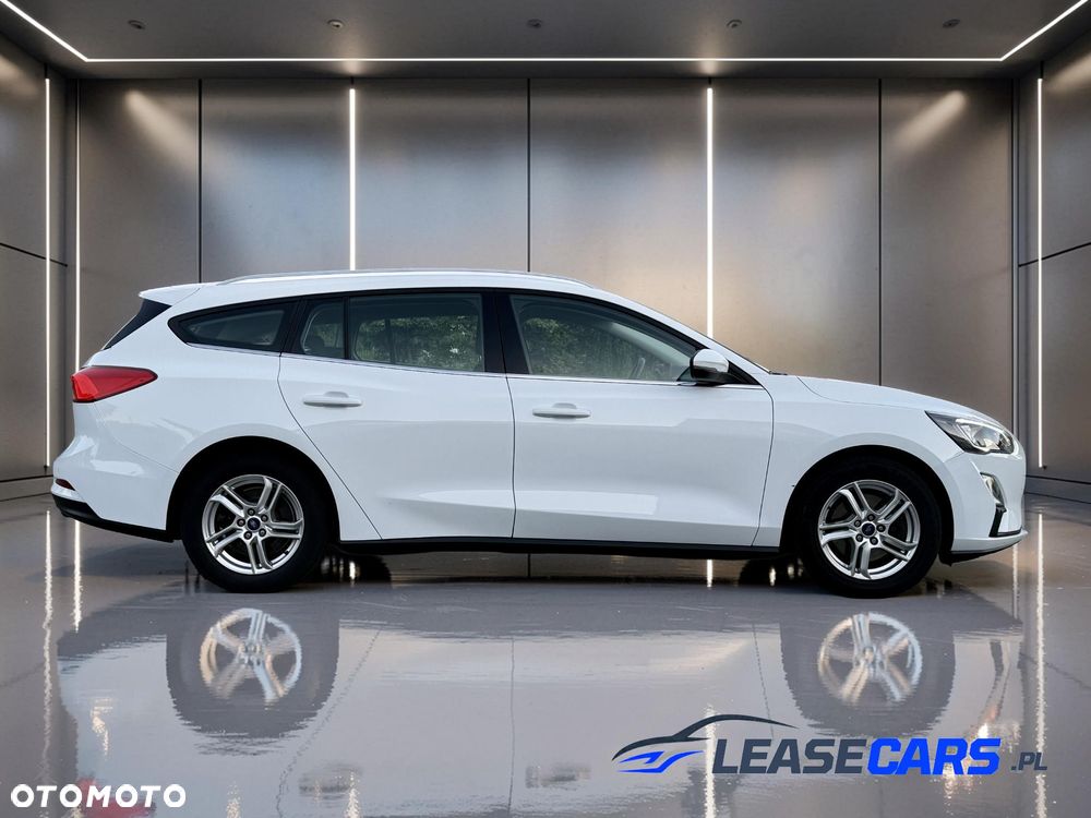 Ford Focus 2.0 EcoBlue Start-Stopp-System COOL&CONNECT - 11