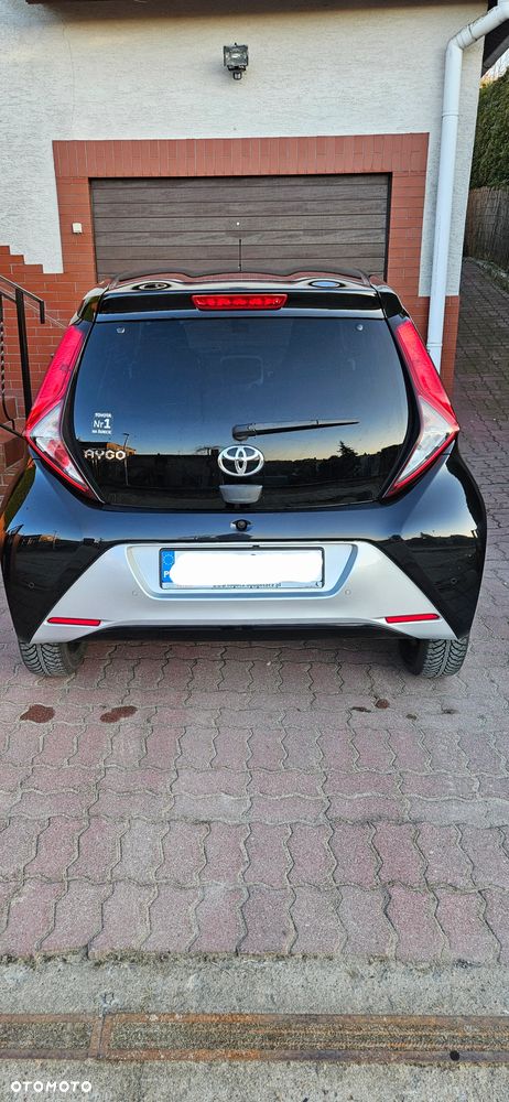 Toyota Aygo x-play connect - 14