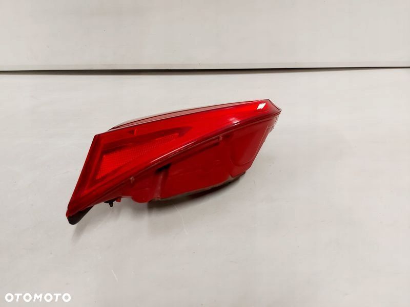 kia ceed ii lampa prawy tył w klapę led 92404-a20 - 3