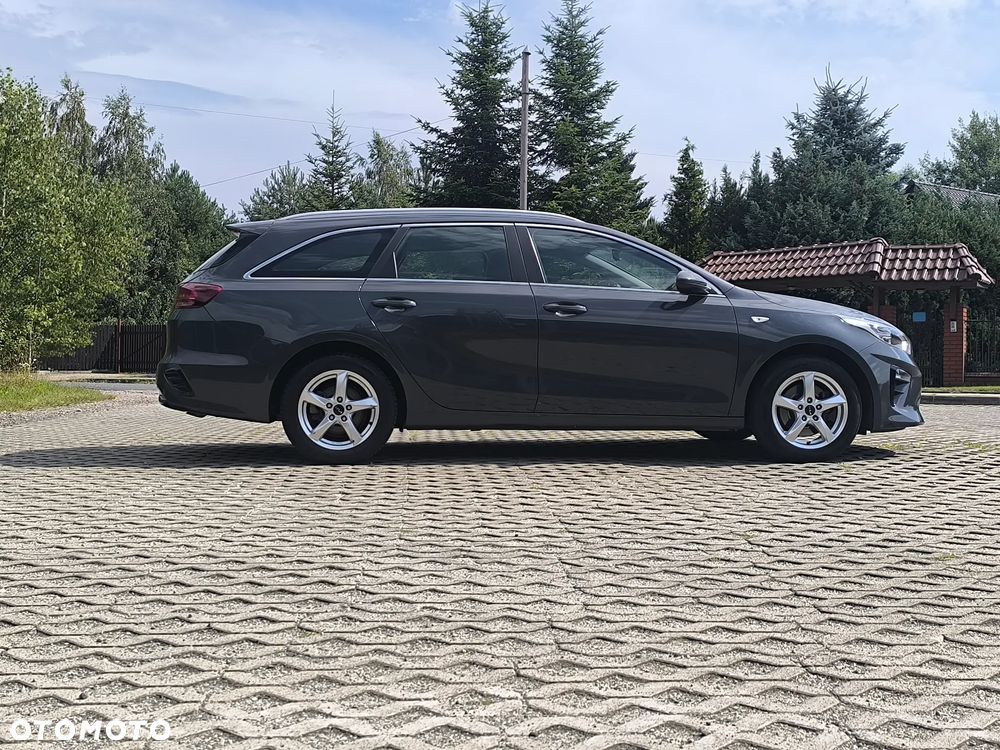 Kia Ceed 1.6 CRDi (48V Mild-Hybrid) Vision - 3