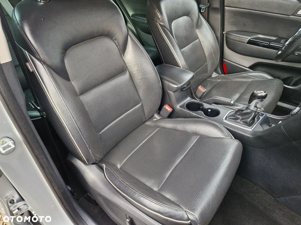 Kia Sportage 1.7 CRDI 2WD Spirit - 18
