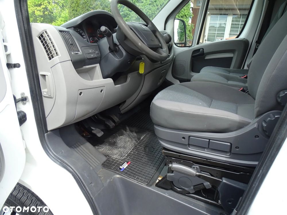 Peugeot Boxer 120 koni ,DOKA DUBEL , 7 miejsc + skrzynia 3m x 2.10m - 6