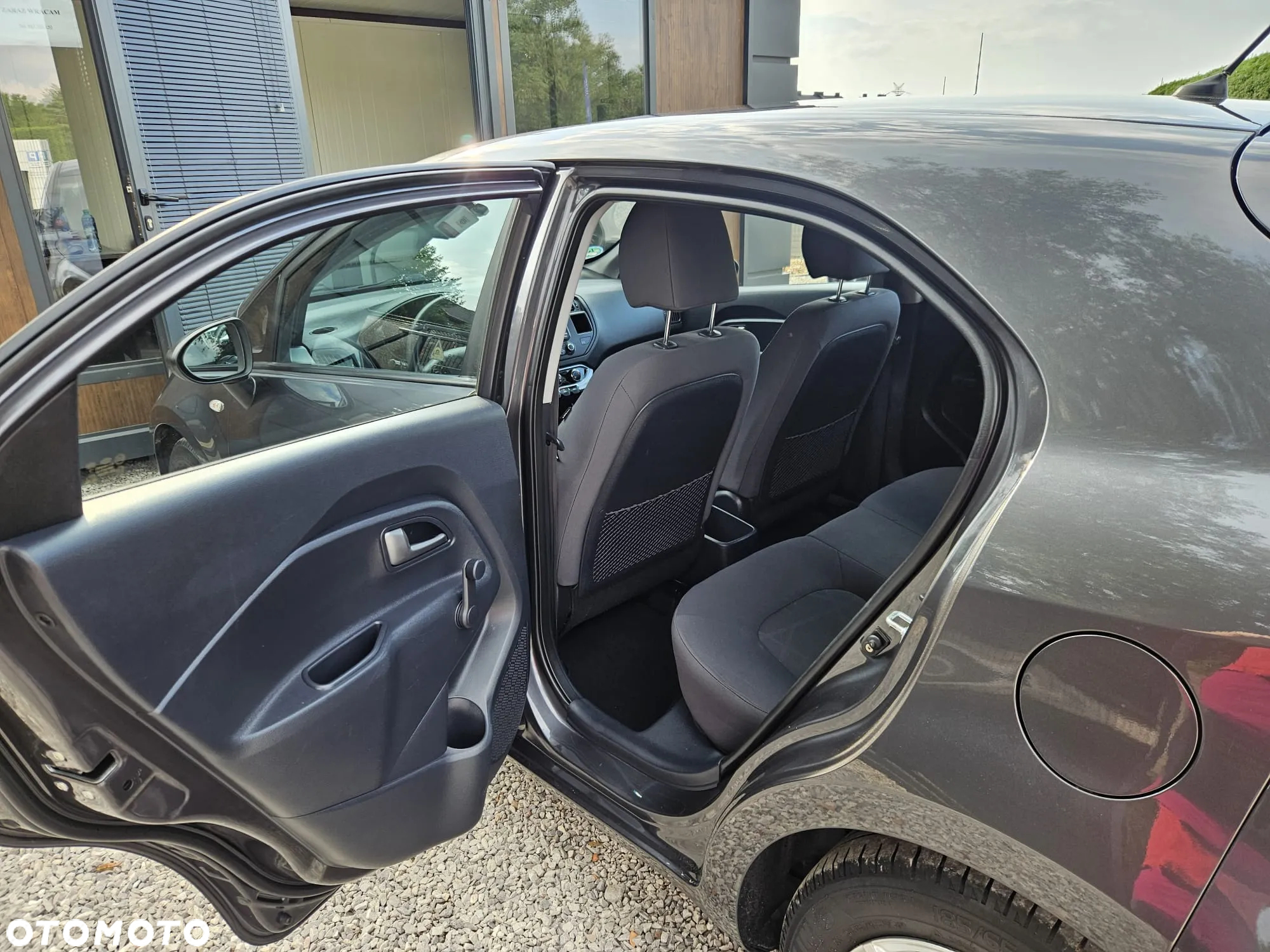 Kia Rio 1.2 Business Line - 23