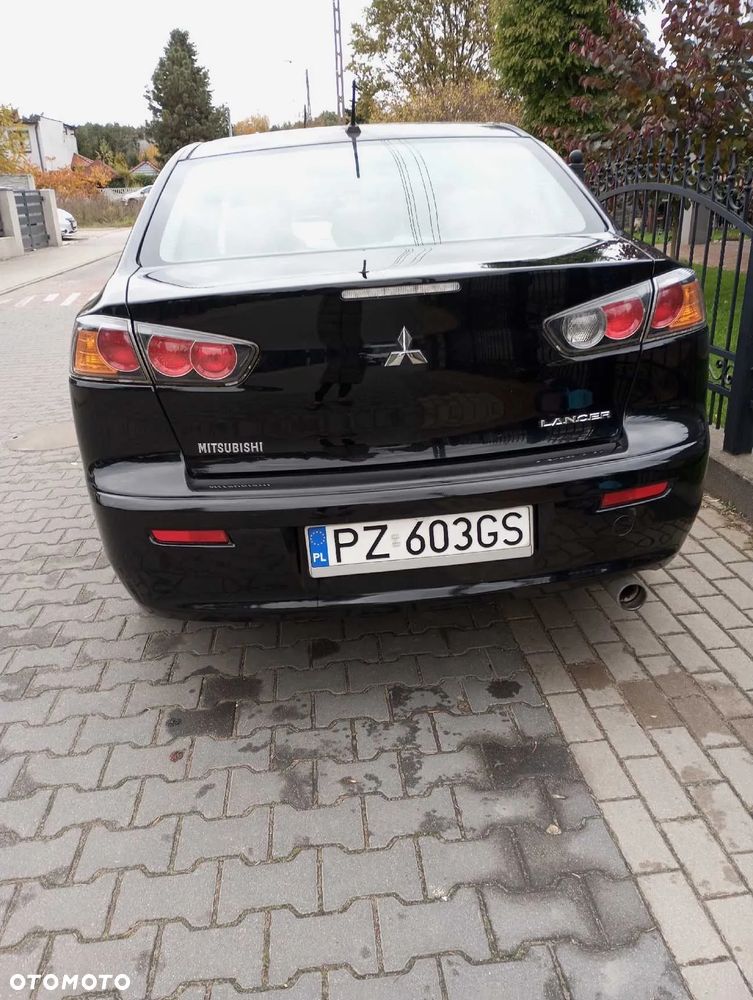 Mitsubishi Lancer 1.6 Inform - 2