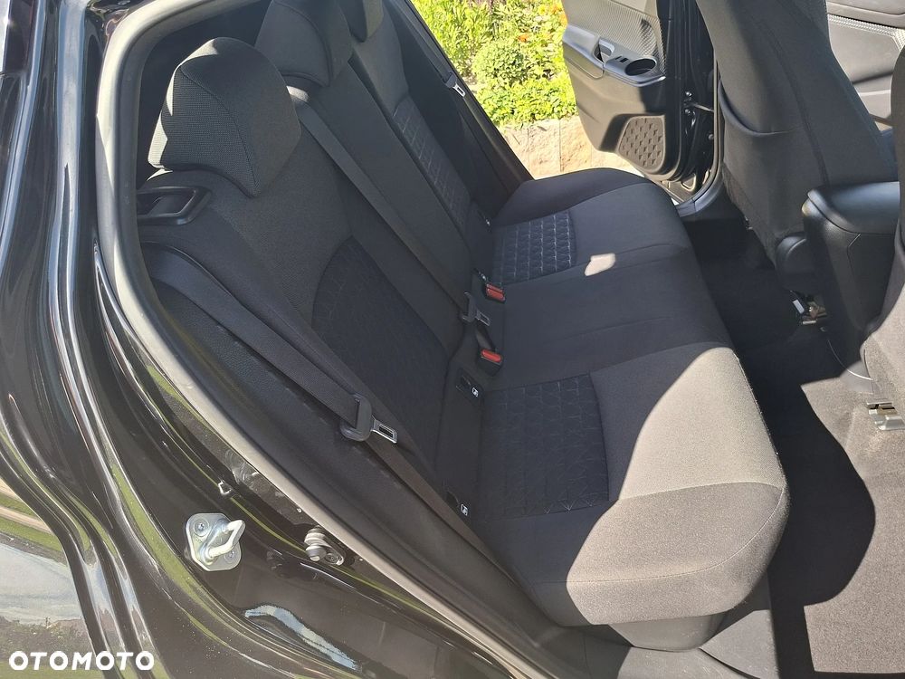 Toyota C-HR - 31