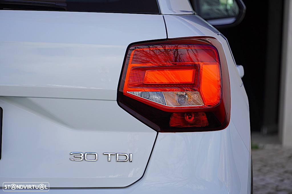 Audi Q2 30 TDI - 15