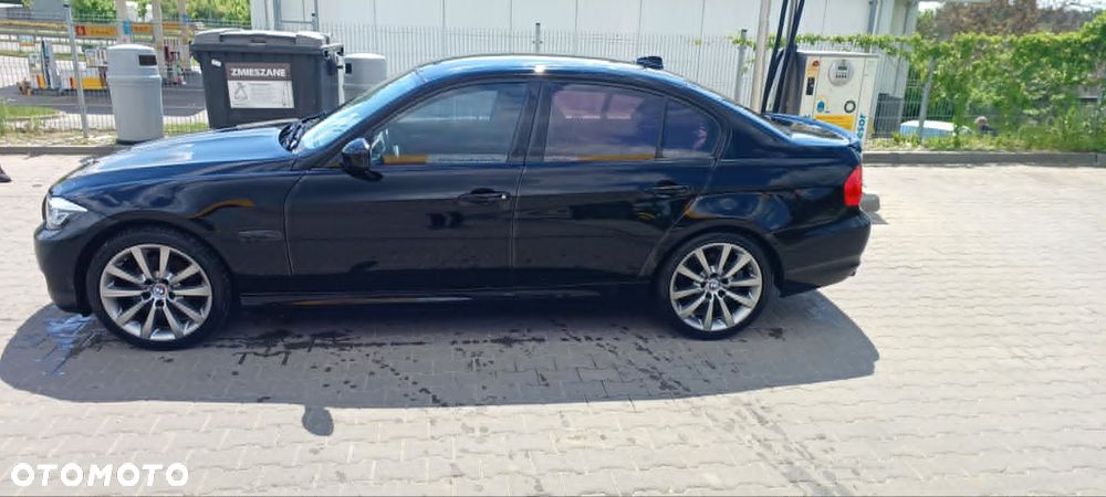 BMW Seria 3 316d - 10