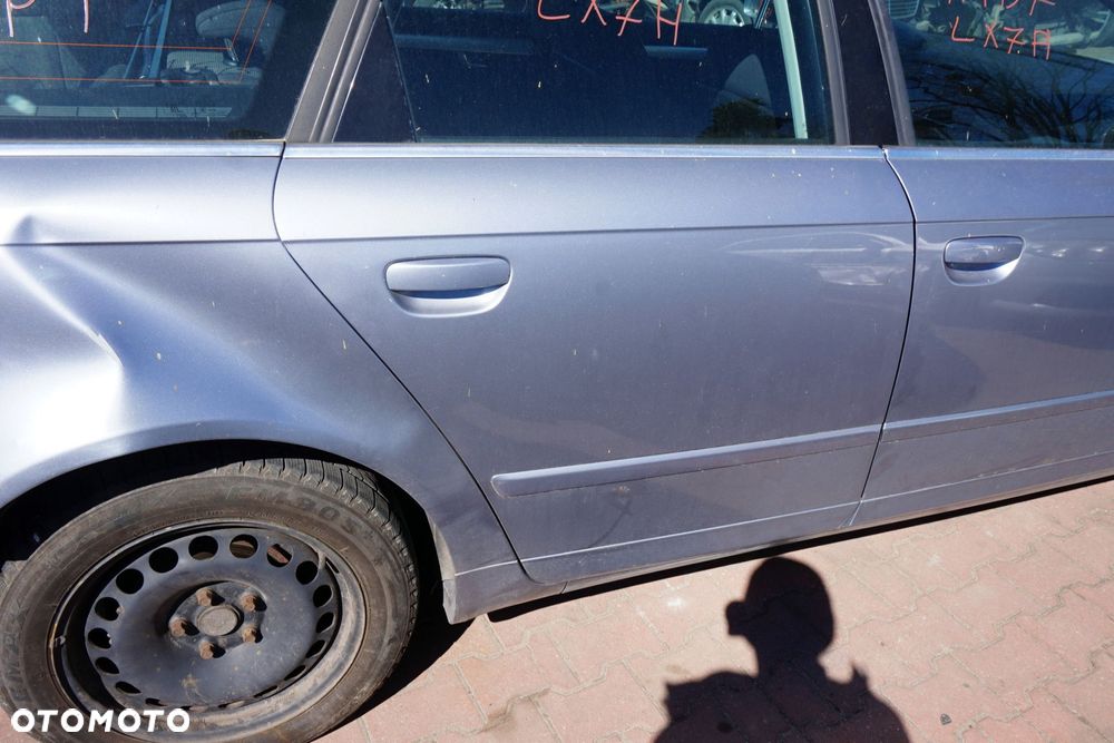 DRZWI TYLNE PRAWE A4 B7 KOMBI LY7H  SZARY AUDI 2004-2008 - 2
