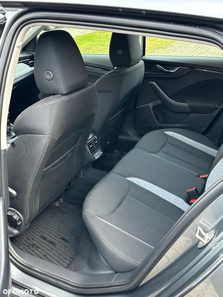 Skoda Scala 1.0 TSI Edition 130 - 9