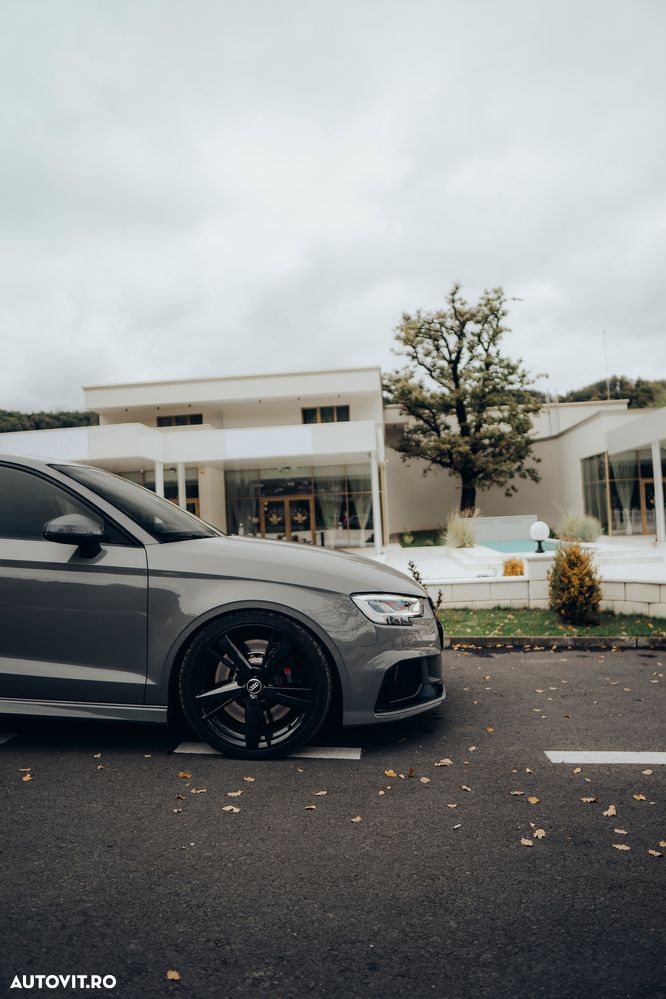 Audi RS3 - 3