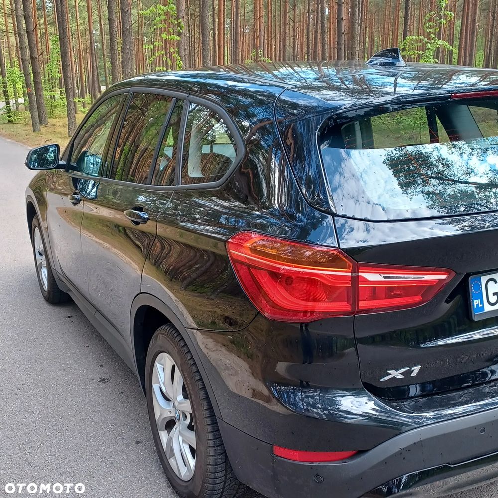 BMW X1 sDrive18d - 4