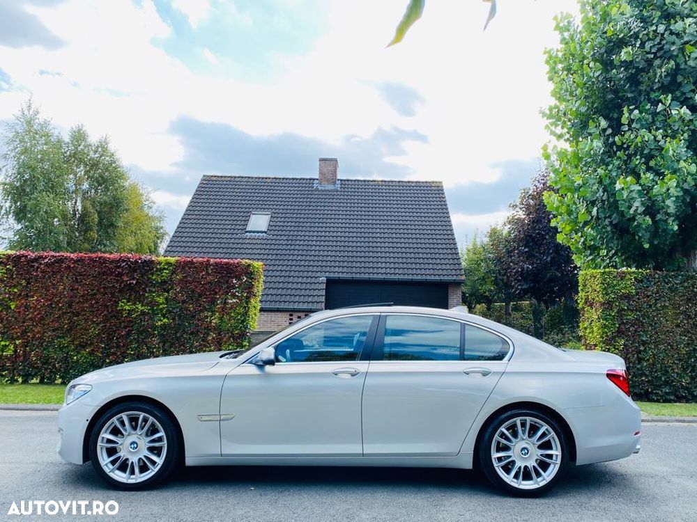 BMW Seria 7 730d xDrive - 9