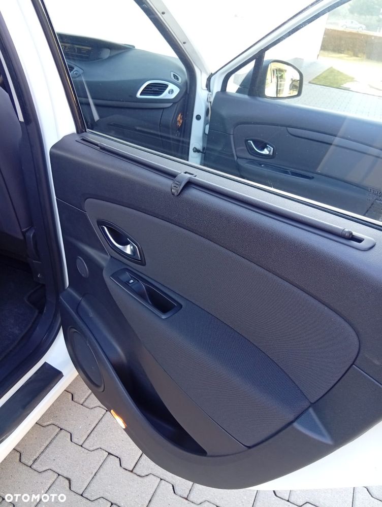 Renault Scenic 1.9 dCi Confort Expression - 20