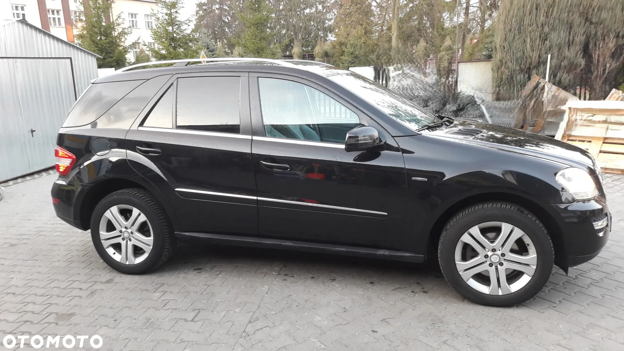 Mercedes-Benz ML 300 CDI BlueEff 4-Matic - 4