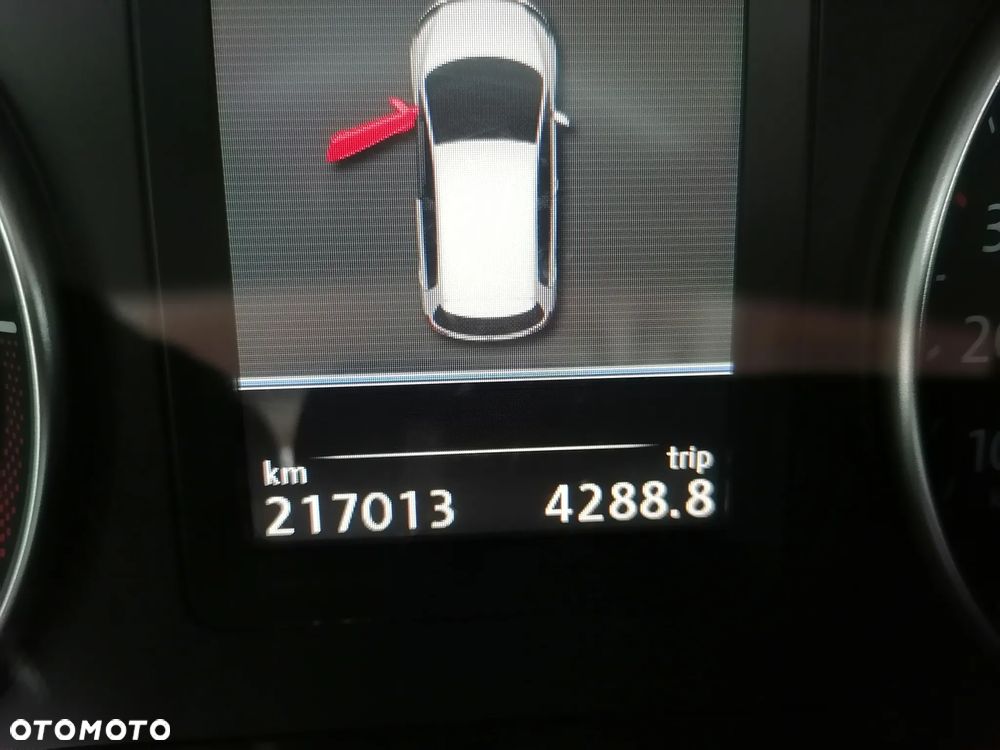 Volkswagen Touran - 13