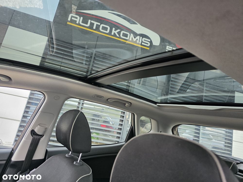 Kia Venga 1.6 Business Line - 15