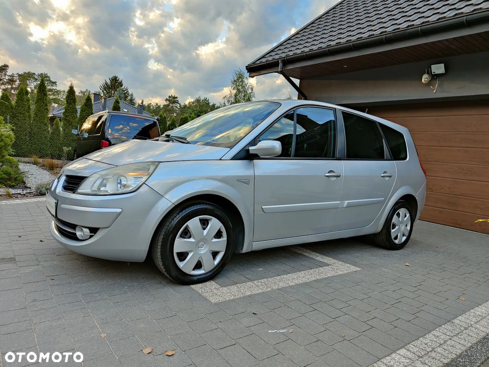 Renault Grand Scenic 2.0 16V Confort Expression - 7